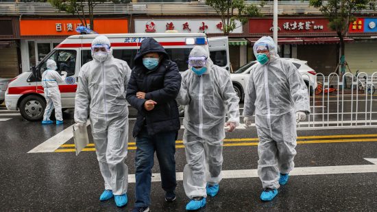 الصين ترفض تسليم "الصحة العالمية" معلومات عن الإصابات المبكرة بكورونا