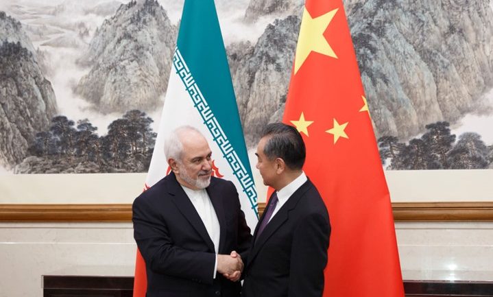 توقيع اتفاقية اقتصادية طويلة الأمد بين طهران وبكين
