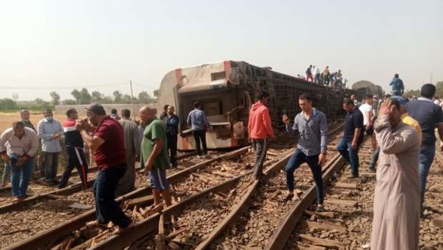 إصابة 109 أشخاص بخروج قطار عن السكة في مصر