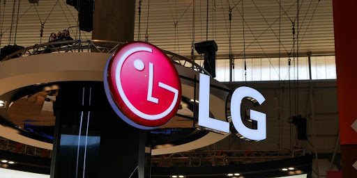 إل جي LG تعلن رسمياً عن خروجها من سوق الهواتف المحمولة