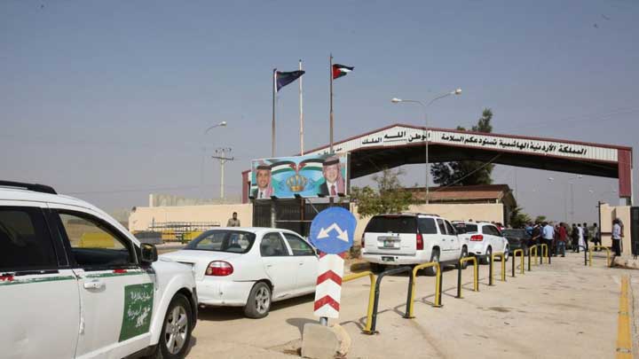 الأردن يقر إعادة فتح معبرين حدوديين مع السعودية وسوريا