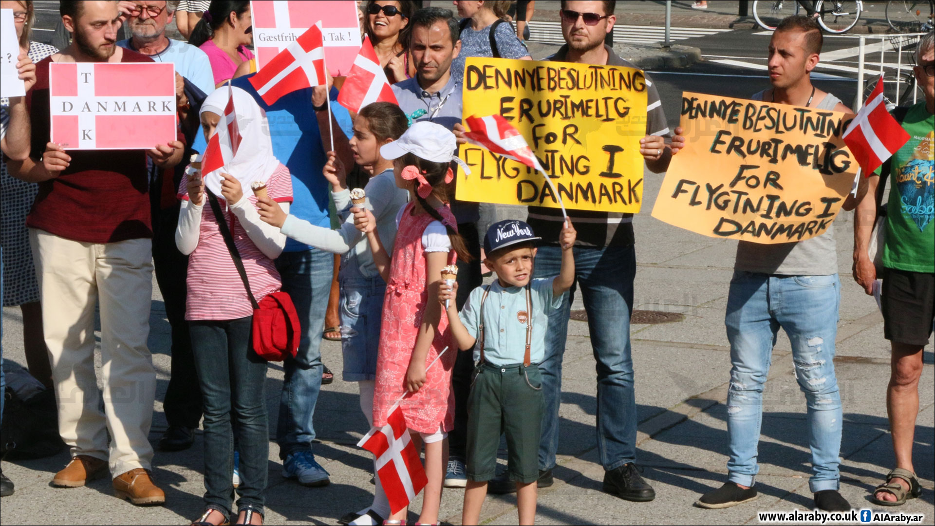 احتجاجات في 25 مدينة دنماركية رفضا لقرار ترحيل اللاجئين السوريين