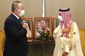 أول زيارة بعد مقتل الخاشقجي.. وزير خارجية تركيا يتوجه إلى السعودية