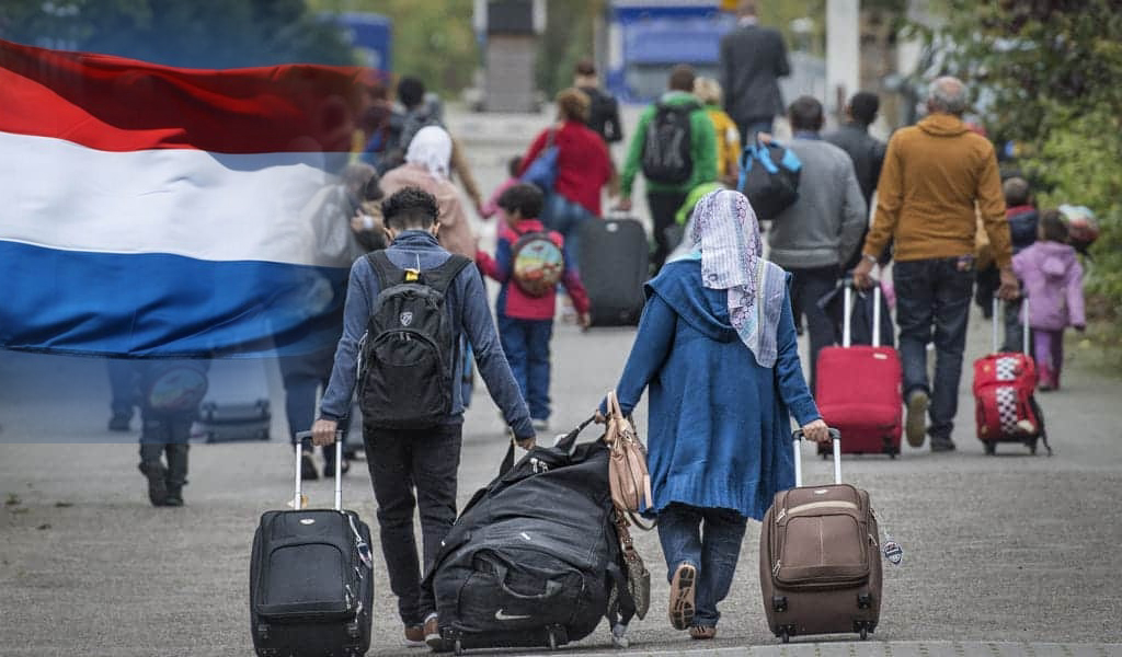 البرلمان الهولندي يرفض ترحيل اللاجئين واعتبار سوريا آمنة