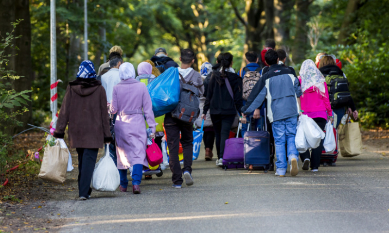 على حذو الدنمارك.. تقرير يتحدث عن طرح هولندا احتمالات إعادة اللاجئين