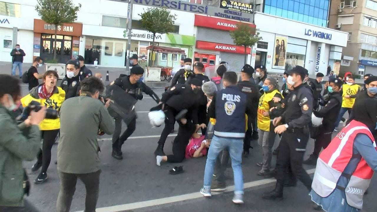 اعتقال 212 شخصاً في إسطنبول على خلفية تظاهرات عيد العمال
