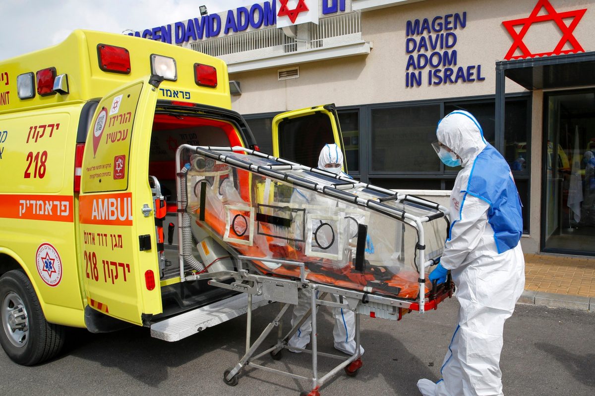 إسرائيل تعيد فرض ارتداء الكمامة بعد ارتفاع الإصابات بفيروس كورونا