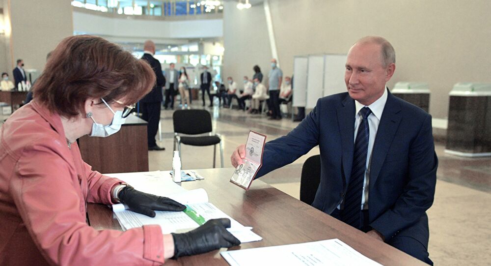 بوتين يعلن عن عشرات المصابين بالفيروس