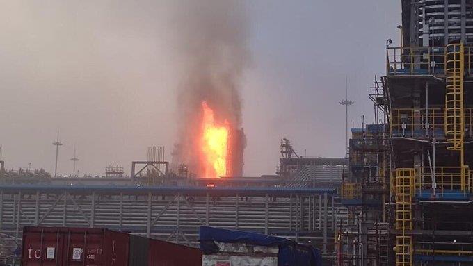 انفجار في مصنع لمعالجة الغاز شرقي روسيا (فيديو)