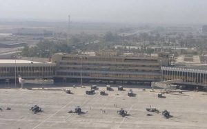 تعرض مطار بغداد الدولي في العراق لهجوم صاروخي جديد