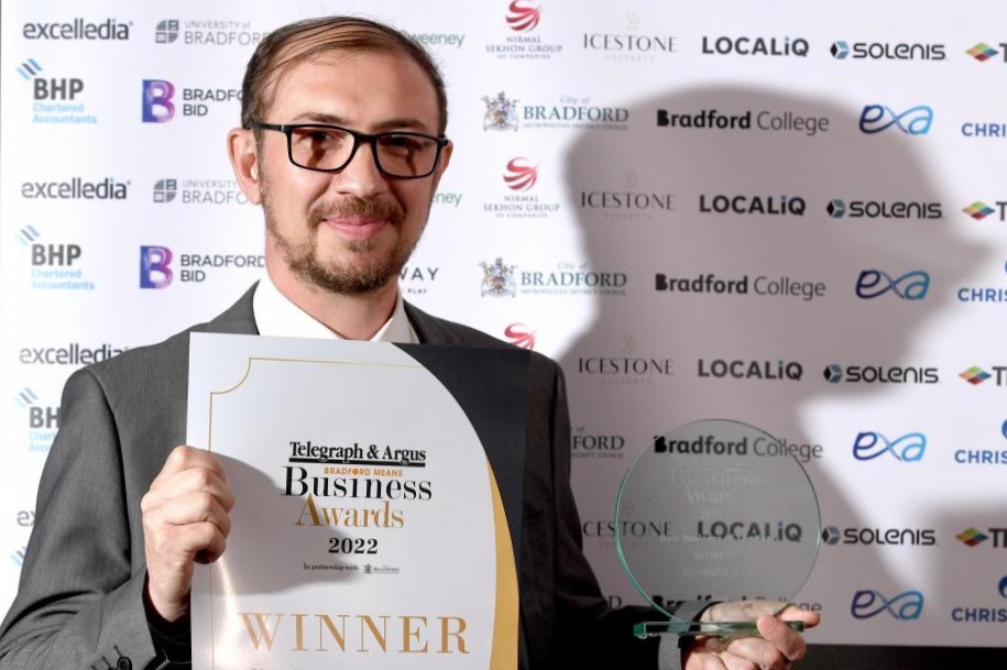 مطعم سوري يفوز بجائزة أفضل مشروع تجاري في برادفورد البريطانية