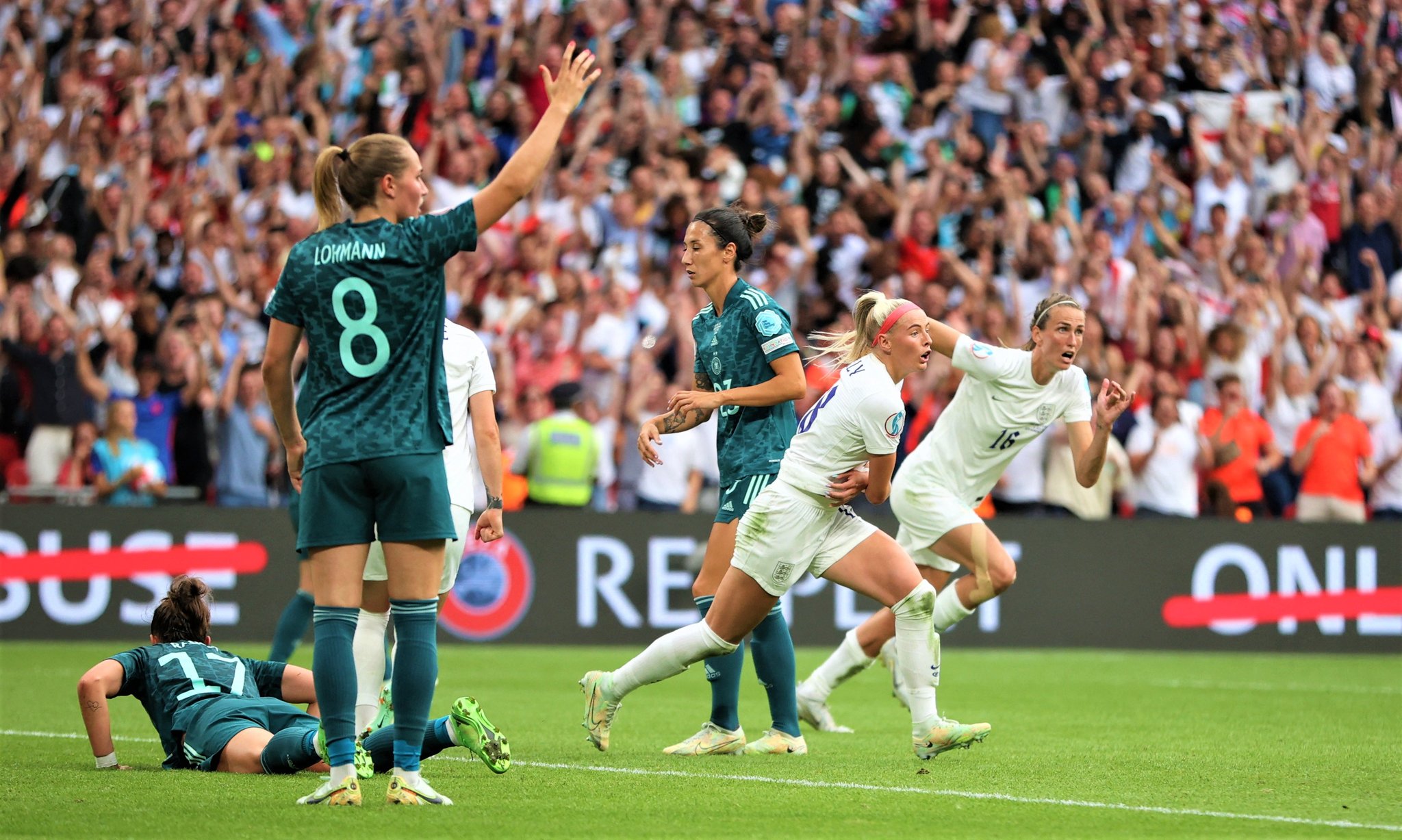 منتخب إنجلترا للسيدات يحصد لقب أمم أوروبا للمرة الأولي في التاريخ بعد الفوز علي منتخب ألمانيا