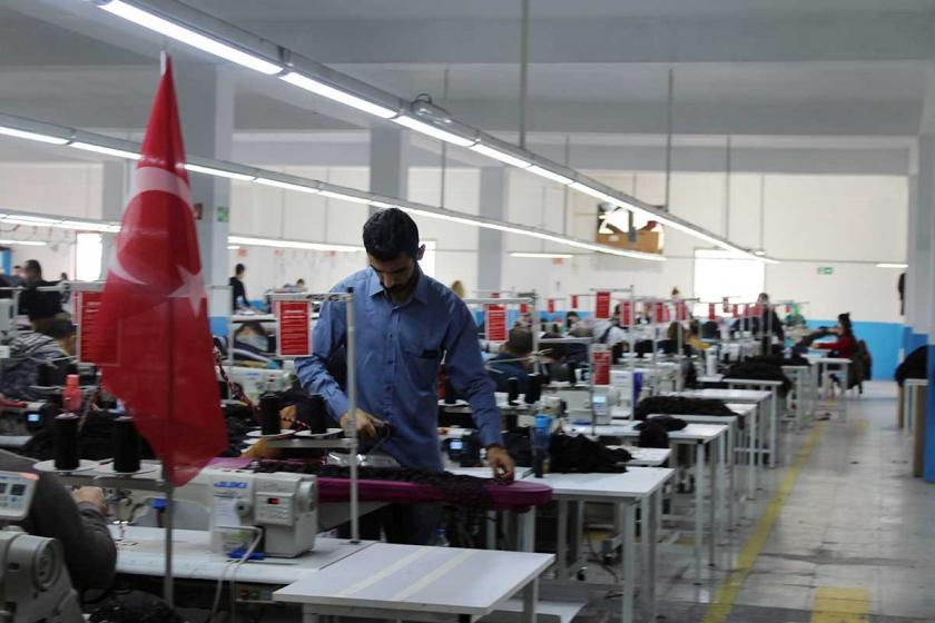 صحيفة تركية تسلط الضوء على معاناة أرباب العمل من نقص اليد العاملة بعد عودة السوريين إلى بلادهم