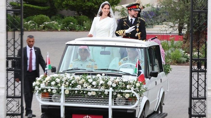 سمو ولي العهد الأمير الحسين بن عبد الله يترأس مراسم زفافه الراقية