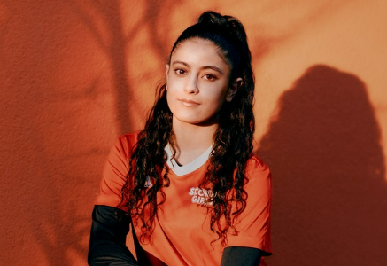 قصة نجاح الفتاة السورية المهاجرة في عالم كرة القدم النسائية بألمانيا